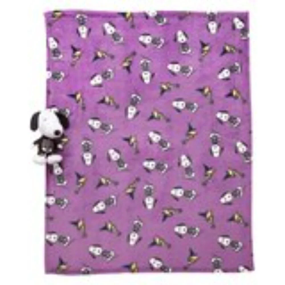 Peanuts Spooky Snoopy Pillow & 40